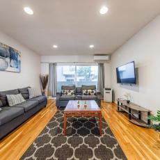 Spacious 2BR 2BA in Beverly Hills with Parking