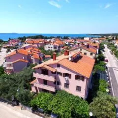 Apartments Mira 1293