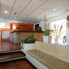 Hotel Jardin del Lago