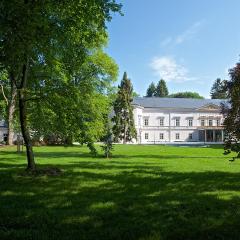 Zámek Ratměřice - Hotel & Resort