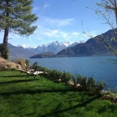 Lakefront Villa Del Pierangelo