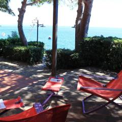 Fascinosa casa sul mare in posizione mozzafiato