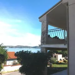 Seaview apartment Marta