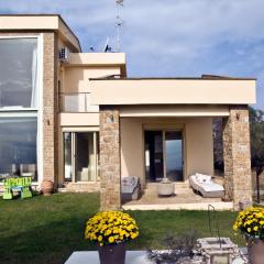 Villa Starshell A'