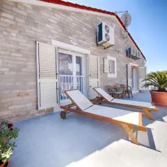 Apartments Dalmatino