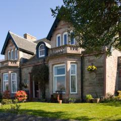 Royston Guest House Inverness