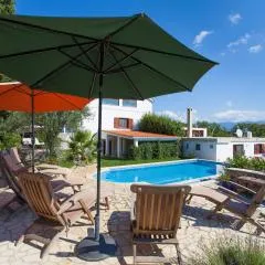 Villa Mir