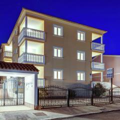 Farm Stay in Croatia with Pool & Forest Views