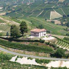 Villa Bricco Paglieri, entire Villa