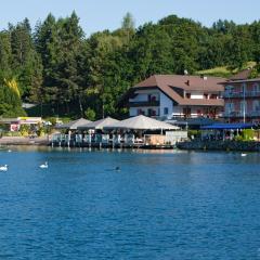 Hotel-Restaurant "Veldener Traumschiff" direkt am See in 2min im Zentrum