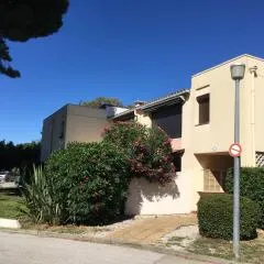 Studio Hameau au soleil