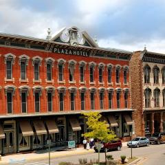 Historic Plaza Hotel