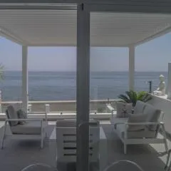 Beach-Front Bahia Dorada