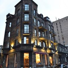 Boulevard Hotel