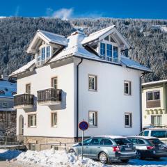 Chalet Embacher by AlpenTravel