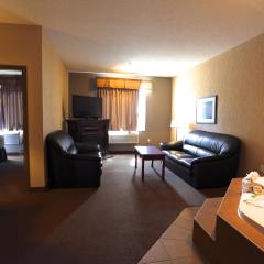 Lakeview Inns & Suites - Fort Nelson