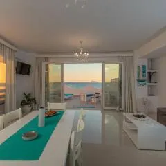 Aristodimos Luxury Suite