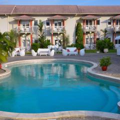 Nomad Suites Residence