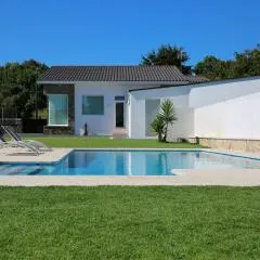 Casa rural con piscina Viña de Millan