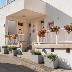 Apartments Galeb