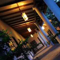 The Courtyard Villa