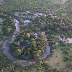 フィグ ツリー キャンプ マサイマラ（Fig Tree Camp - Maasai Mara）