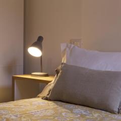 Cozy apartment in via degli Spagnoli - FromHometoRome