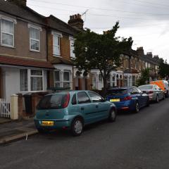 7 Bedroom House, Garden, sleeps 12