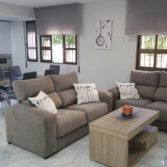 Apartamento entre Patios Valladares