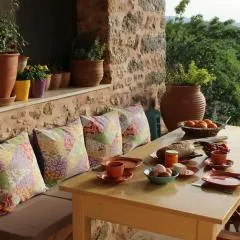 Orgon Farm Traditional Houses