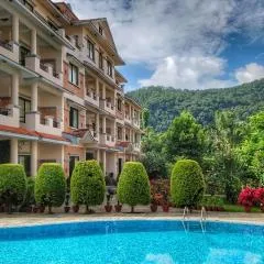 Mount Kailash Resort