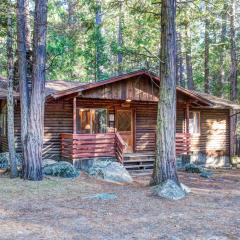 4 Pine Creek Cabin