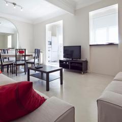 Central and Spacious Family Apartment