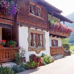 Ferienwohnungen mit Bergblick