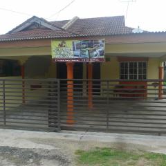 D'elzarra Home