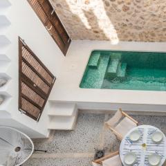 Townhouse on the rocks By homevillas360