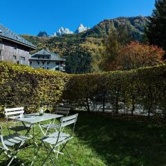 Apartment Triolet Jardin - Garden with Mont Blanc Views