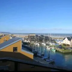 Le nid sur la mer