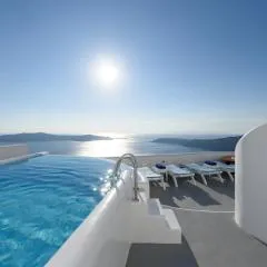 아비산토 산토 스위트 & 스파(Abyssanto Suites and Spa)