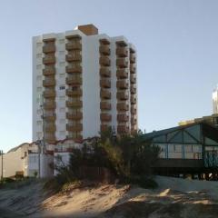 Arpon 9 - 5C - Frente al mar 2 dorm. cochera privada