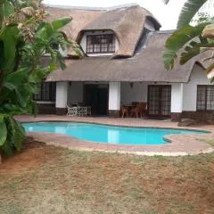 Oaktree Lodge Guest House