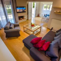 Aquarius - Glyfada detached house