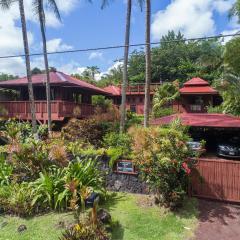 The Bali House and Cottage at Kehena Beach Hawaii