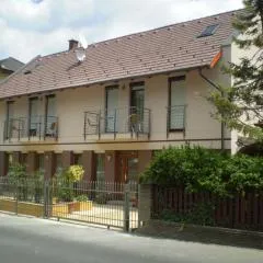Mary Apartmanház Hévíz