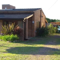 Cabañas del Dique Frente al Lago
