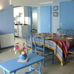 TRIDILLE 1 - Jardin, Wifi, Bourg et Plage 50m - D6