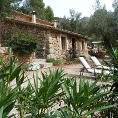 Casita de Montaña cerca del mar