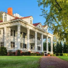 The Twelve Oaks Bed & Breakfast