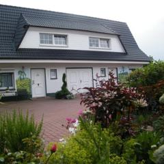 Ferienhaus mit Seeblick