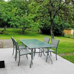 Ferienbungalow mit gro_em Garten i